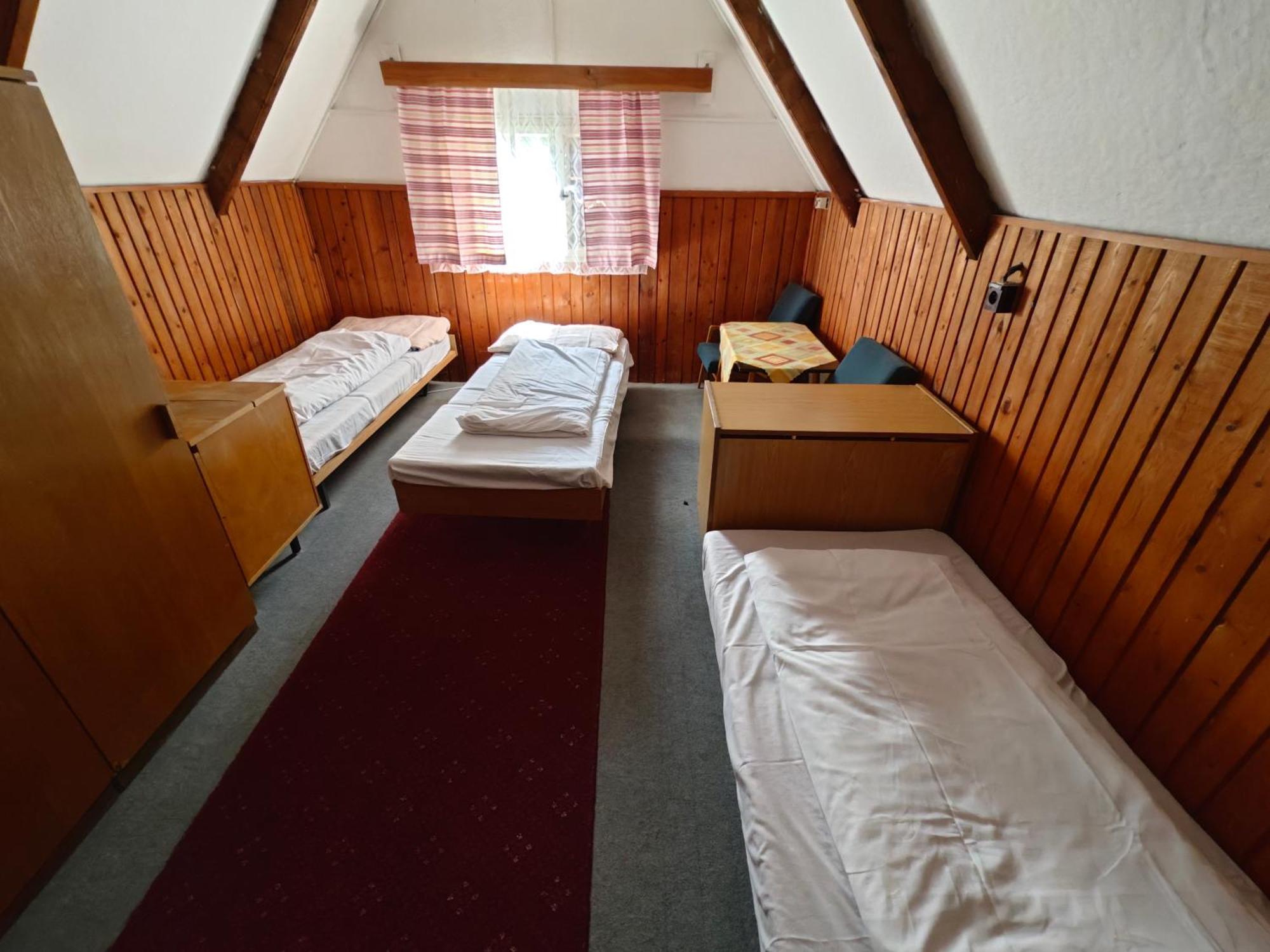 Rožnov pod Radhoštěm Bungalovy Roznovヴィラ エクステリア 写真
