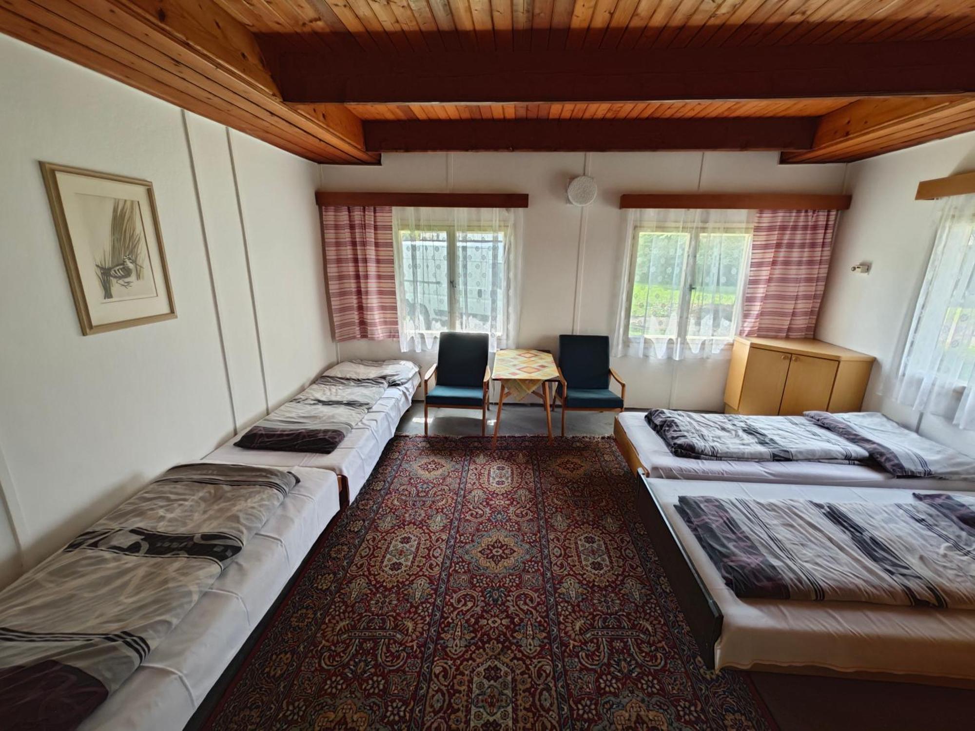 Rožnov pod Radhoštěm Bungalovy Roznovヴィラ エクステリア 写真